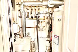 1389 Shakespeare Ave, Bronx, NY 10452 - Photo 11