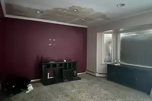 190 Burlington Ave, Deer Park, NY 11729 - Photo 7