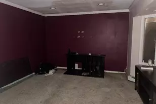 190 Burlington Ave, Deer Park, NY 11729 - Photo 5