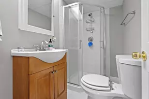 881 Surf St, Lindenhurst, NY 11757 - Photo 9