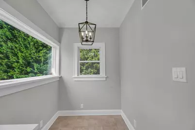 643 Deer Park Avenue, Babylon, NY 11702 - Photo 9