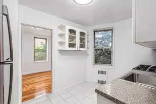 67-30 Clyde St, Forest Hills, NY 11375 - Photo 5