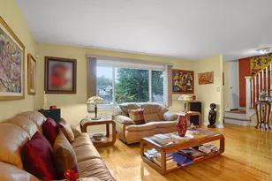 2334 Belmont Ave, Elmont, NY 11003 - Photo 9