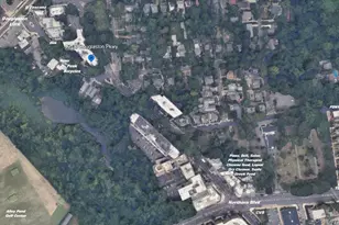 42-30 Douglaston Pkwy, Douglaston, NY 11363 - Photo 17