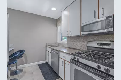 42-30 Douglaston Parkway #3L, Douglaston, NY 11363 - Photo 5