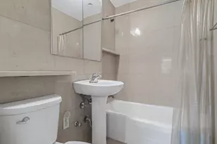 42-30 Douglaston Pkwy, Douglaston, NY 11363 - Photo 11