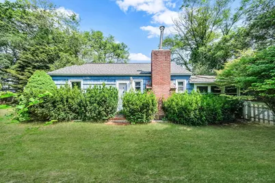 9 Private Road, Medford, NY 11763 - Photo 1