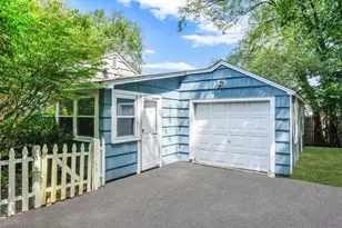 9 Private Rd, Medford, NY 11763 - Photo 3