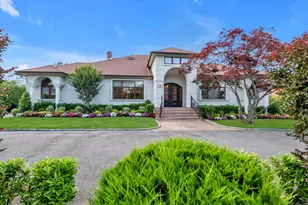 185 Dolphin Dr, Hewlett, NY 11598 - Photo 37