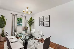 19 Dakota St, Hicksville, NY 11801 - Photo 9