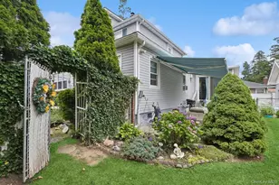 457 Secatogue Ave, Farmingdale, NY 11735 - Photo 27