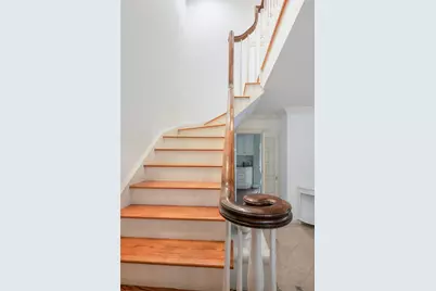 20 Sussex Road, Great Neck, NY 11020 - Photo 25