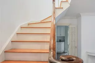 20 Sussex Rd, Great Neck, NY 11020 - Photo 25