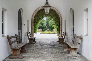 60 Piping Rock Rd, Upper Brookville, NY 11545 - Photo 3