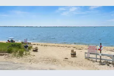 9 Shinnecock Road, East Quogue, NY 11942 - Photo 33