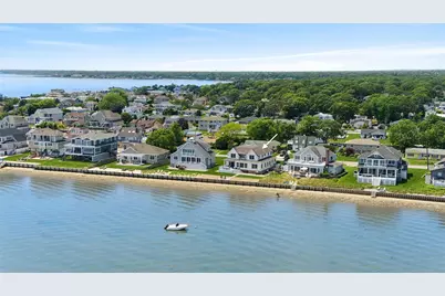 9 Shinnecock Road, East Quogue, NY 11942 - Photo 27