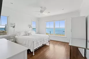 9 Shinnecock Rd, East Quogue, NY 11942 - Photo 11