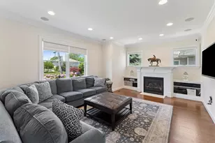 9 Shinnecock Rd, East Quogue, NY 11942 - Photo 9