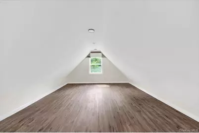 8 Pioneer Trail, Monroe, NY 10950 - Photo 17