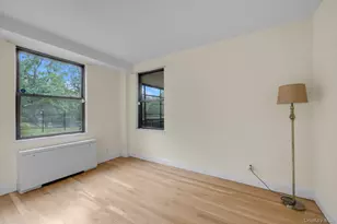 4705 Henry Hudson Pkwy W, Bronx, NY 10471 - Photo 13