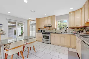 97 Burnham Ave, Roslyn Heights, NY 11577 - Photo 5