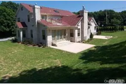 52 Snapdragon Lane, Roslyn Heights, NY 11577 - Photo 7