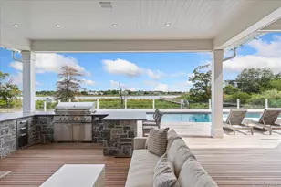 551 Main St, Quiogue, NY 11978 - Photo 37