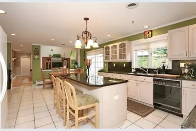 18 Mesa Place, Nanuet, NY 10954 - Photo 11