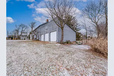 25 Shore Lane, Bay Shore, NY 11706 - Photo 23