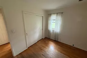 57-03 Marathon Pkwy, Little Neck, NY 11362 - Photo 23