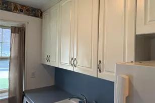 57-03 Marathon Pkwy, Little Neck, NY 11362 - Photo 7