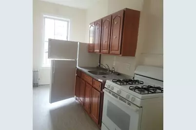 648 Logan Street, Brooklyn, NY 11208 - Photo 5