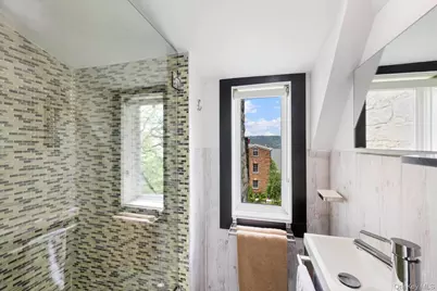 800 W 231st Street, Bronx, NY 10463 - Photo 23