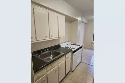 2835 Webb Avenue #2J, Bronx, NY 10468 - Photo 3