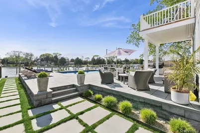 81 Beach Road, Aquebogue, NY 11931 - Photo 15