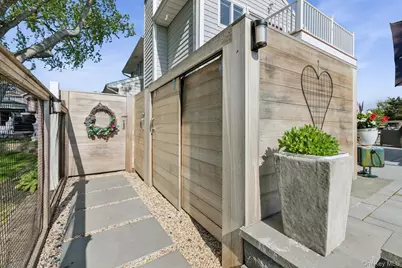 81 Beach Road, Aquebogue, NY 11931 - Photo 11