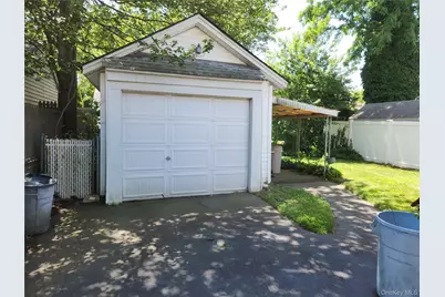 14 W Argyle Street, Valley Stream, NY 11580 - Photo 5