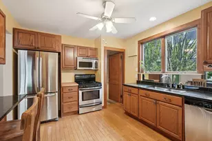 10 Mountain View Ave, Pearl River, NY 10965 - Photo 11