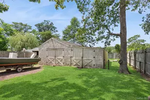 66 Lynbrook Dr, Mastic Beach, NY 11951 - Photo 25