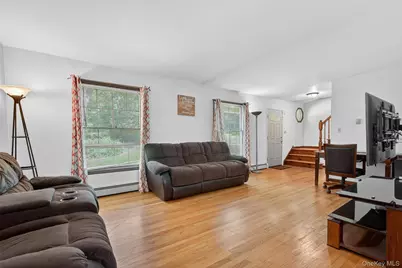 300 Estrada Road, Central Valley, NY 10917 - Photo 23