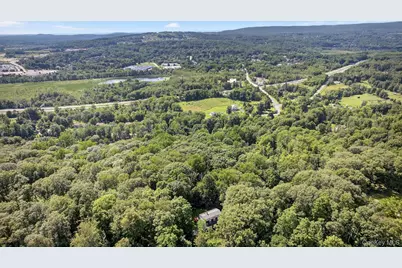 300 Estrada Road, Central Valley, NY 10917 - Photo 7