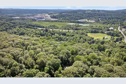 300 Estrada Road, Central Valley, NY 10917 - Photo 5