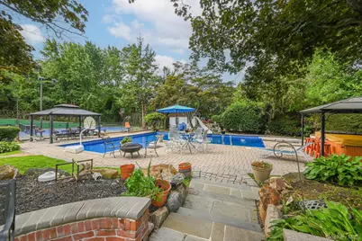 23 Pettit Drive, Dix Hills, NY 11746 - Photo 5