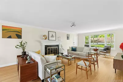 107 California Avenue, Freeport, NY 11520 - Photo 9