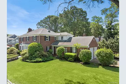 107 California Avenue, Freeport, NY 11520 - Photo 3