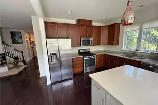 18 Pritchard Ct, Fishkill, NY 12524 - Photo 11