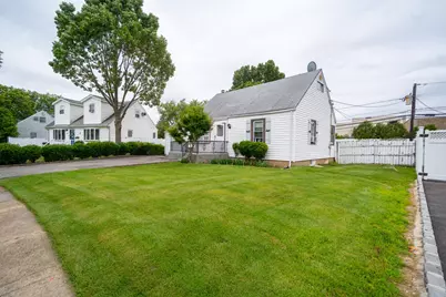 47 Cardinal Road, Levittown, NY 11756 - Photo 27