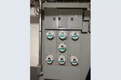 410 Woodward Avenue, Ridgewood, NY 11385 - Photo 5