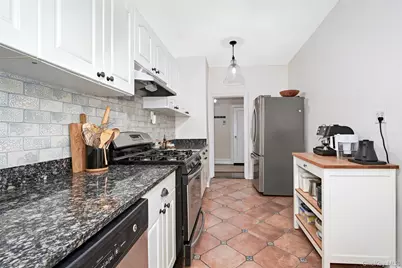 45 W Pondfield Road #1F, Bronxville, NY 10708 - Photo 9