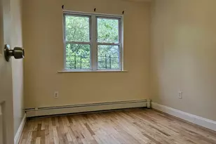 131 S 14th Ave, Mount Vernon, NY 10550 - Photo 9